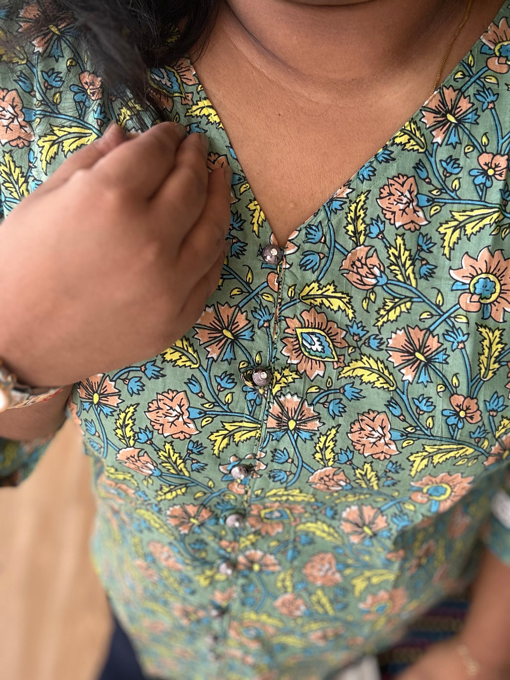 Gulbahaar Floral Cotton Shirt Style Short Kurti for Women| Lace Sleeves | Casual & Office Wear