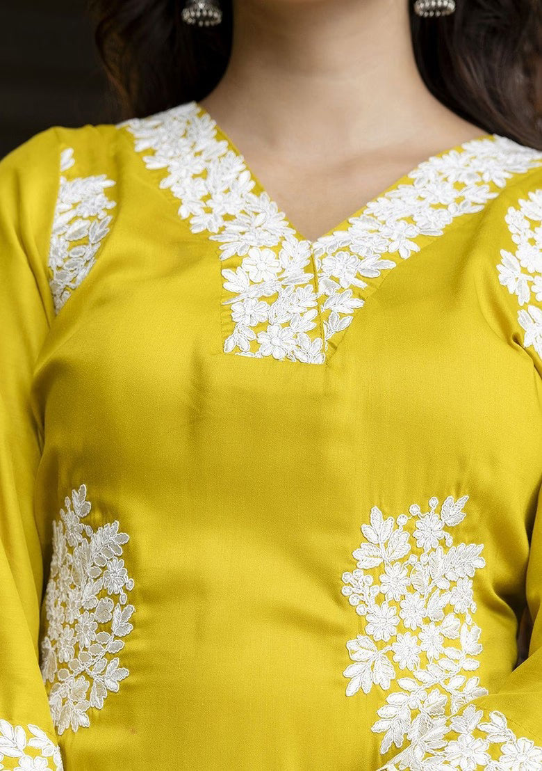 Pratyusha Women's Embroidered Silk Blend Straight Kurta and Trouser set