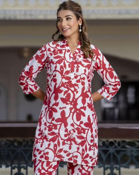 Riti cotton blend white and red printed Co-ord set