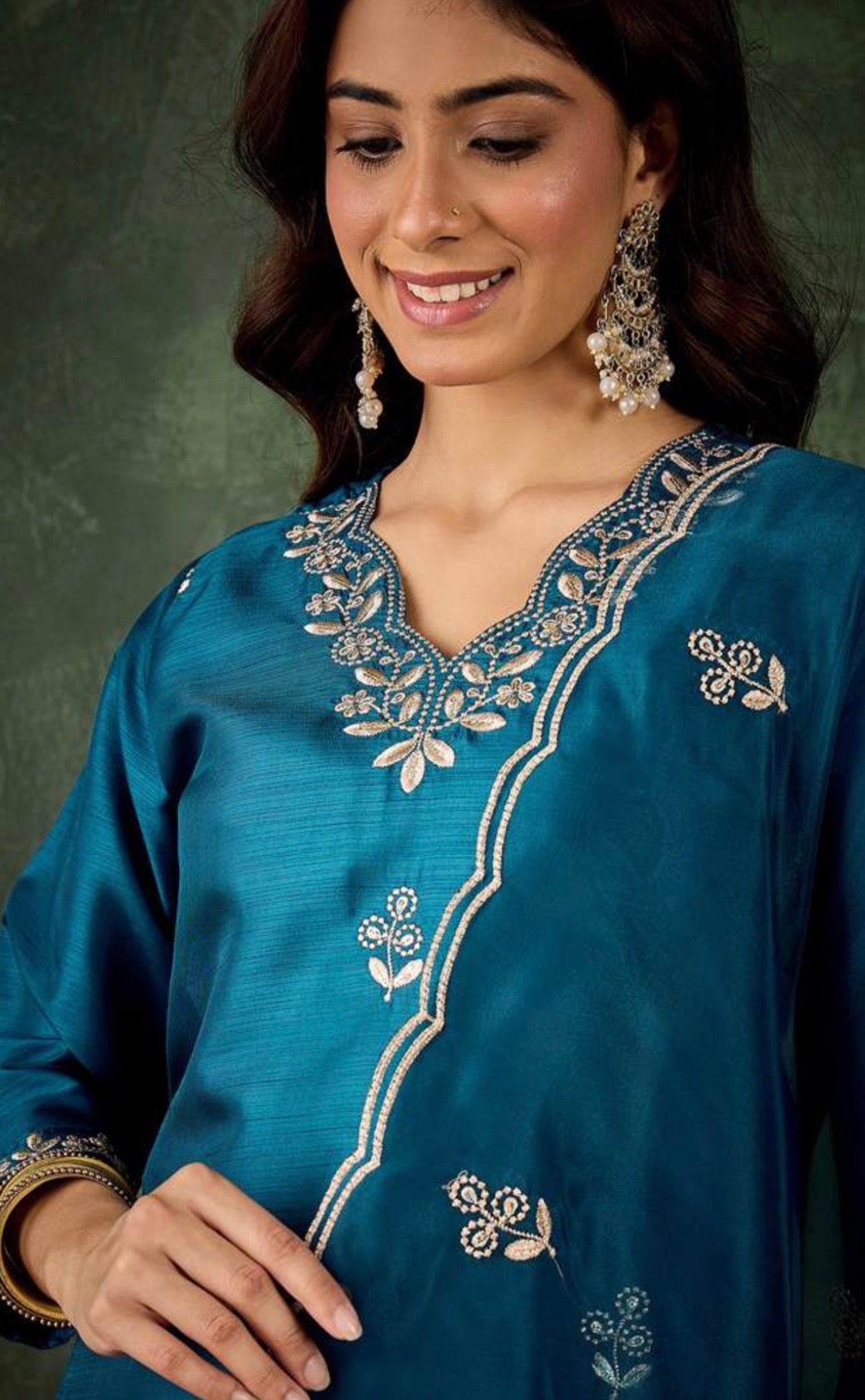 Shayana Silk Blend Embroidered Kurti Set