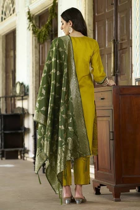 Abha Festive Embroidered Kurti Set