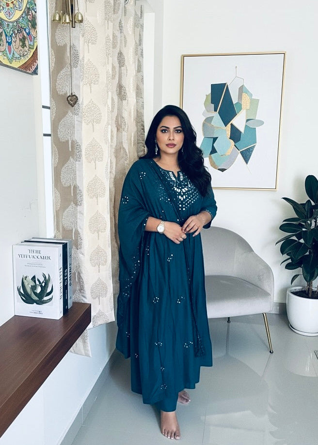 Nazraana Mul Chanderi Mirror work Kurti Set