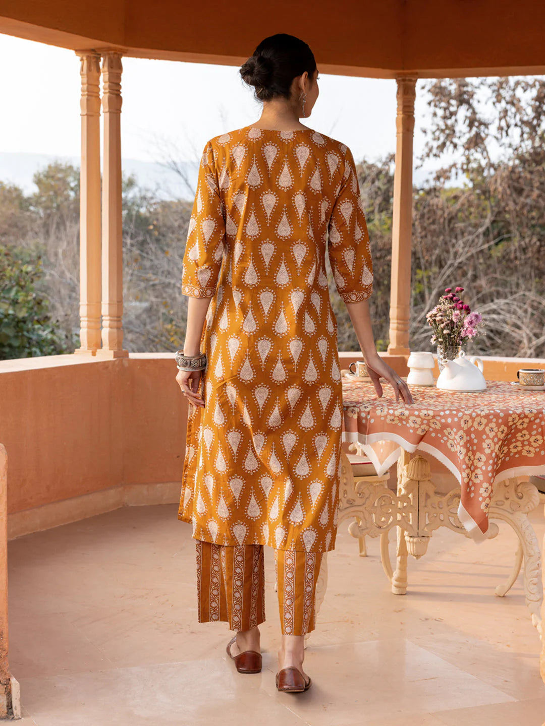 Bhoomi Women's Mustard Cotton Printed Straight-Cut Kurta Set