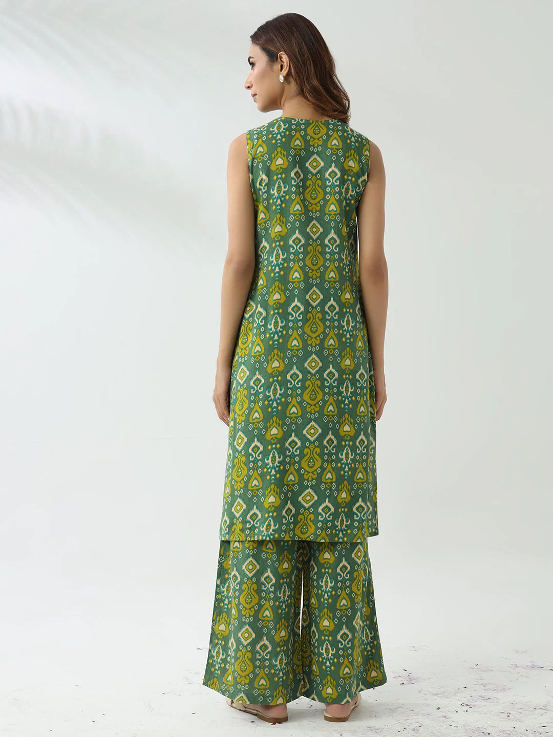 Shaad Women's Green Cotton Straight Kurta With Palazzo