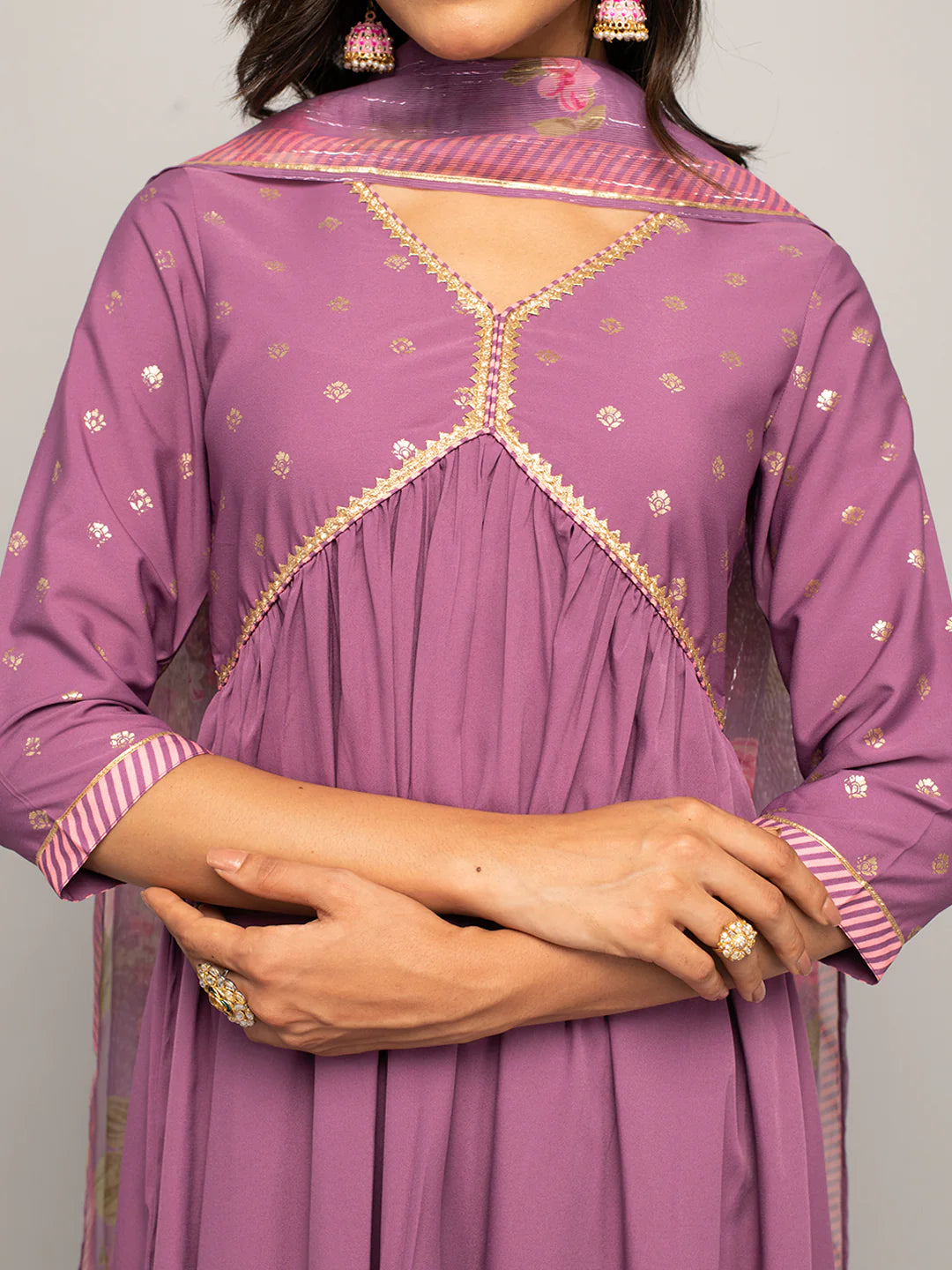 Manohari Women's Lavender Crepe A-line Kurta With Pant And Dupatta