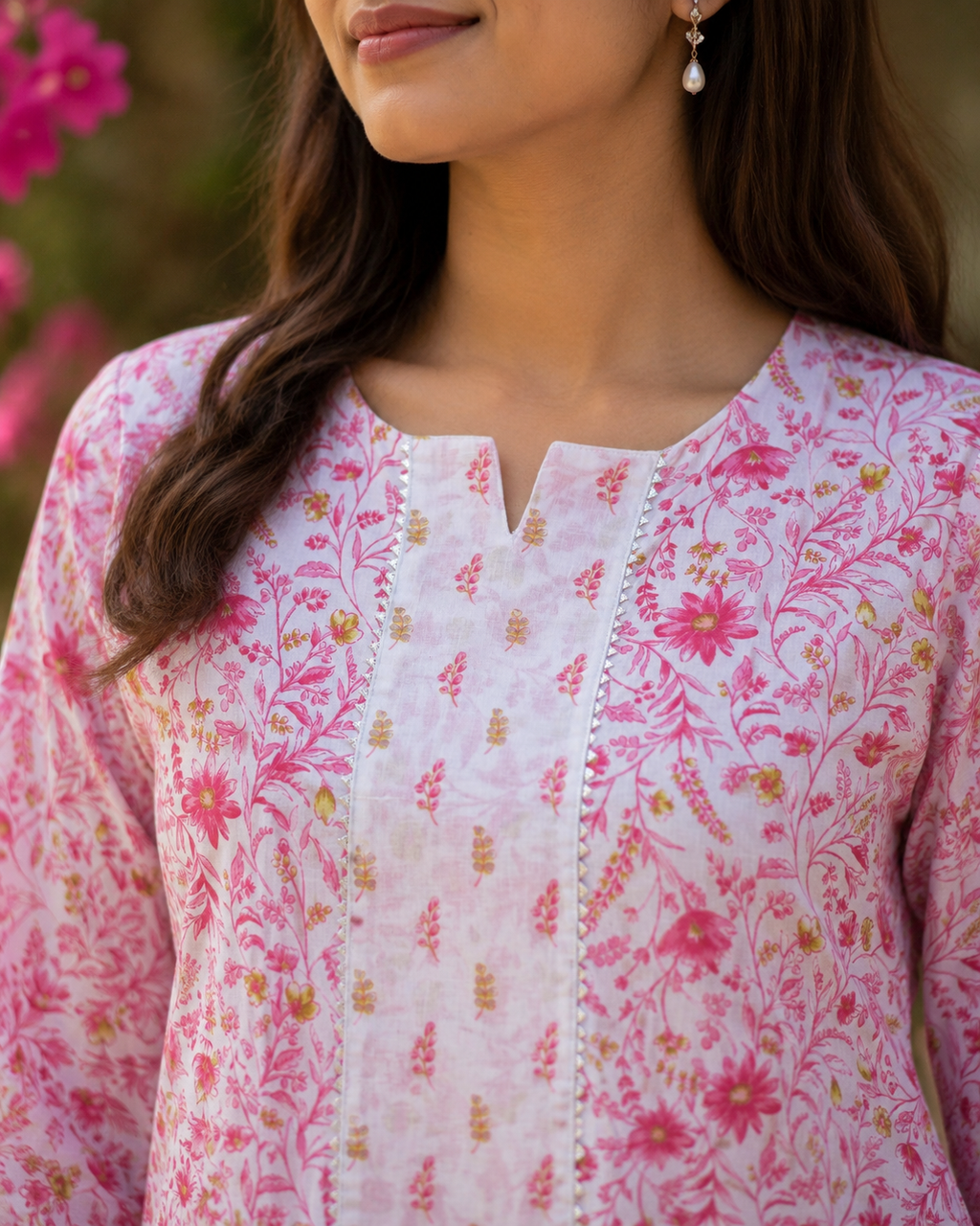 Mishri Pink & white floral print Cotton Kurta Pant Set with lining